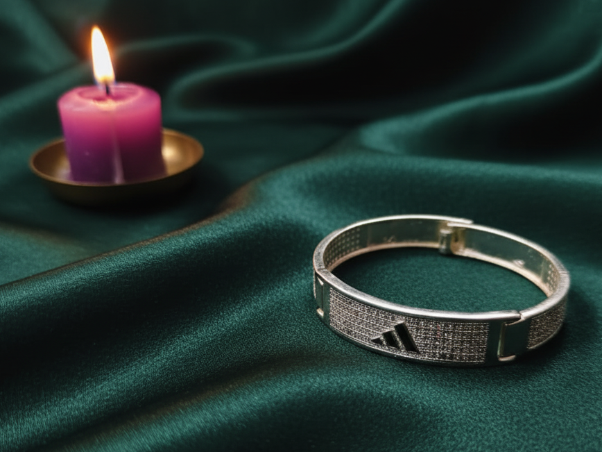 silver ditchtable girl braclate 