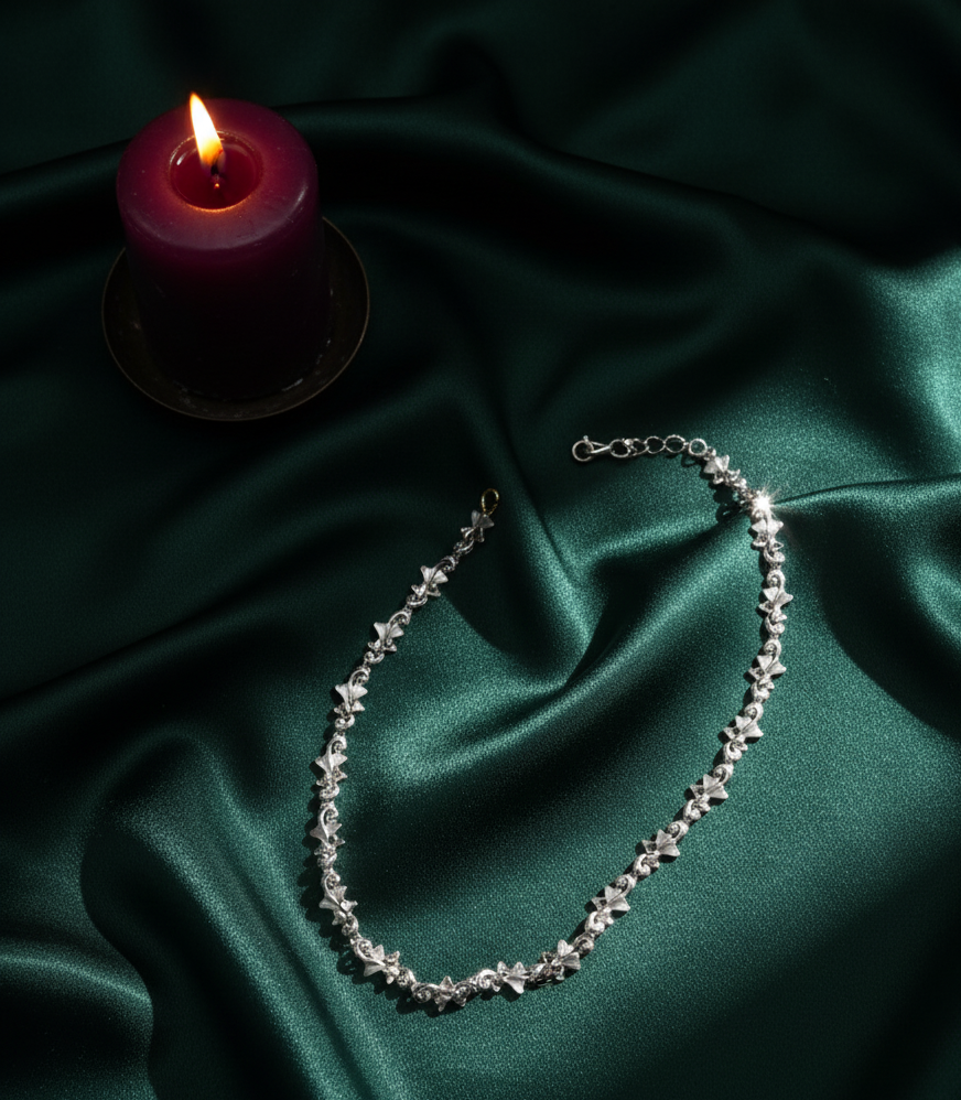 silver neckless 